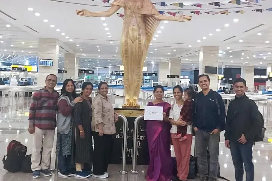 Private Cairo Airport or Sphinx Airport Meet & Assist Service