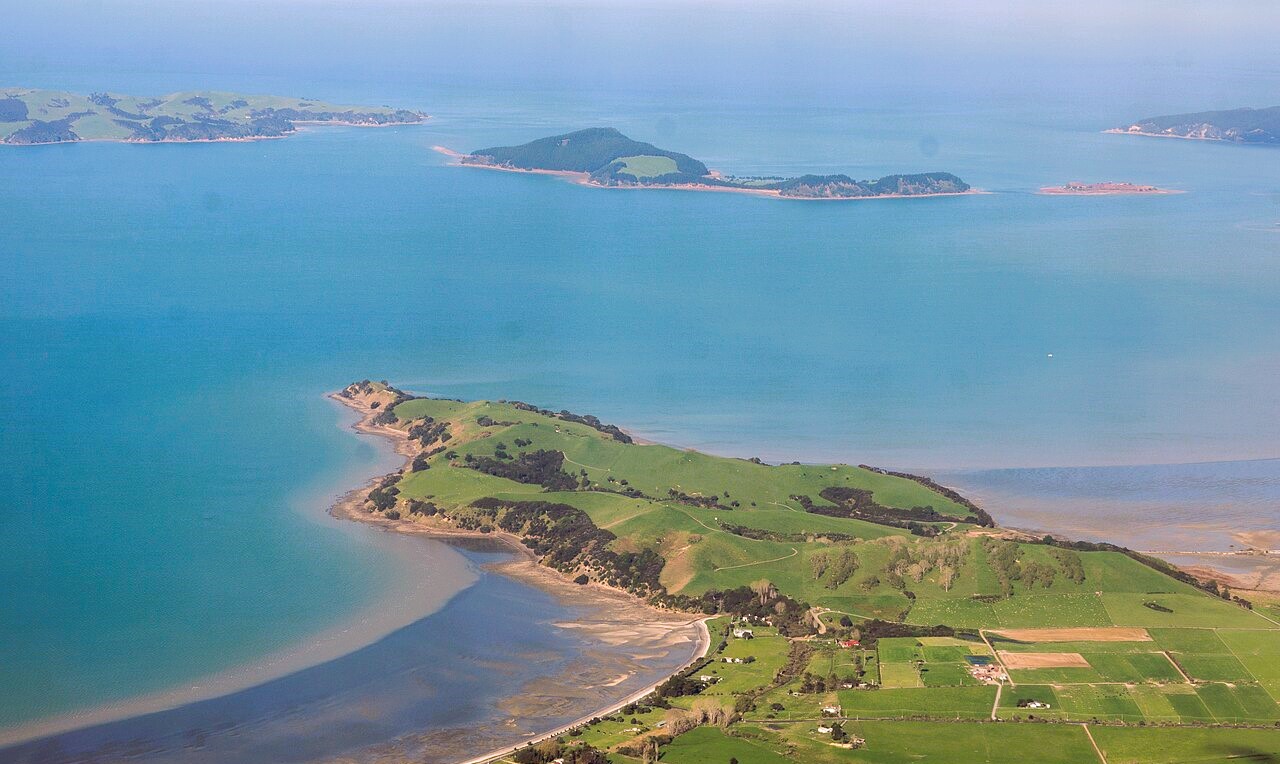 Duder Regional Park Full-Day Guided Walking Tour