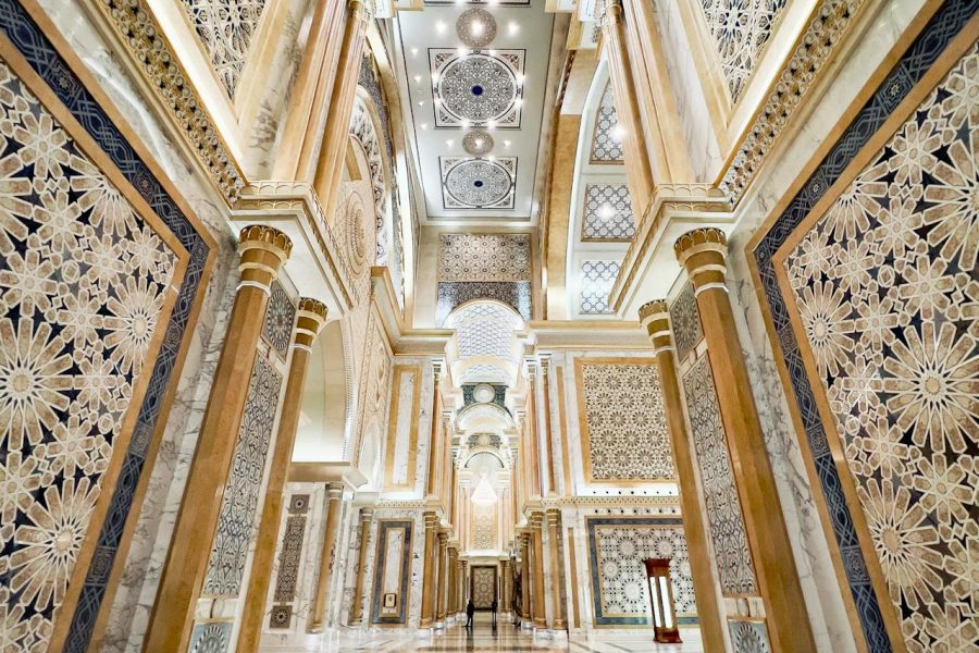 Abu Dhabi City Tour with Grand Mosque & Qasr Al Watan Palace