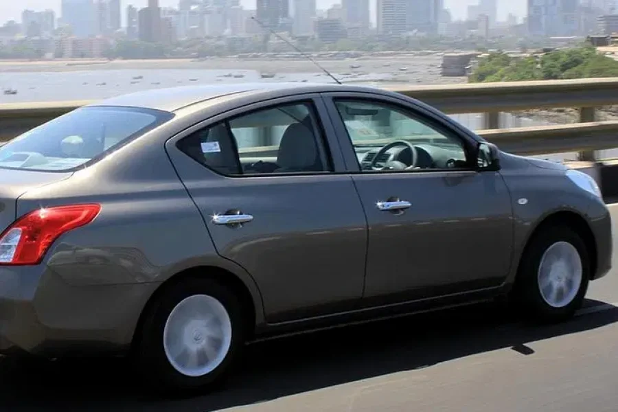 Al Maktoum Airport Transfer to anywhere in Dubai