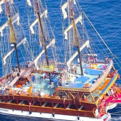 Alanya Catamaran Boat Tour with Hotel Transfer