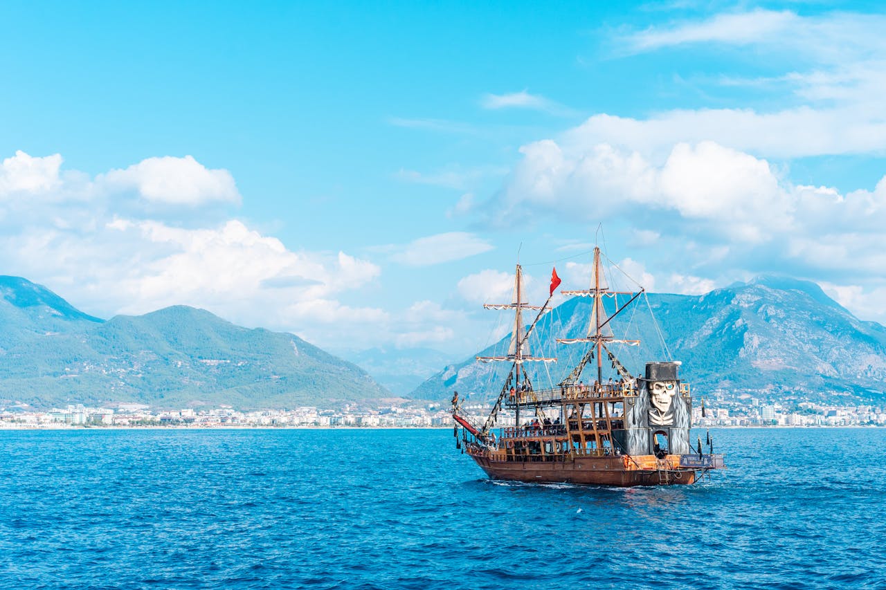 Alanya Grand Pirate Boat Adventure Tour