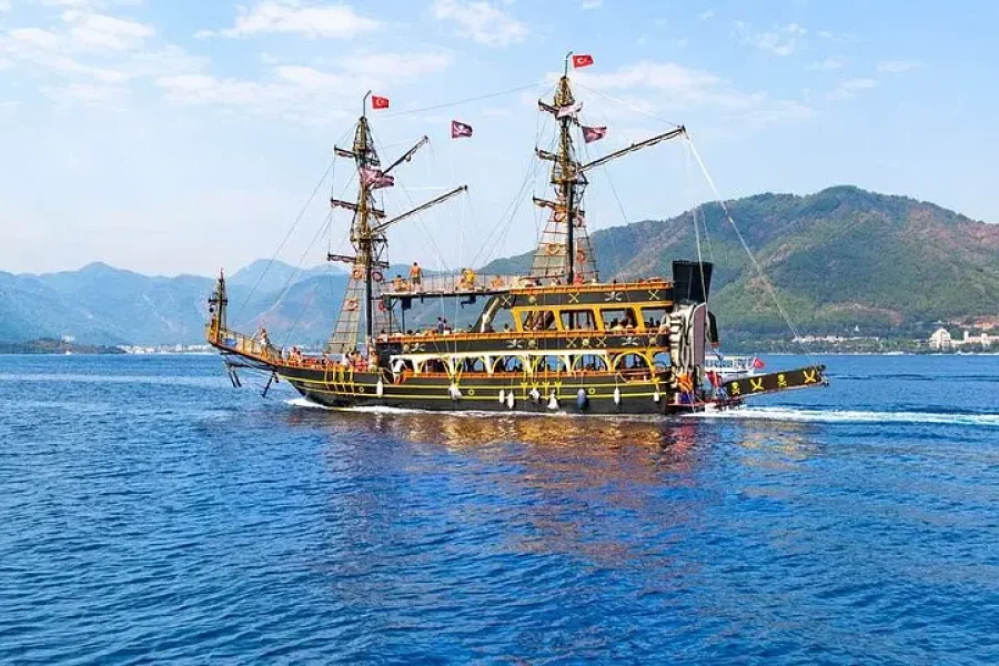Antalya Pirate Boat Tour with Lunch and Roundtrip Transfer