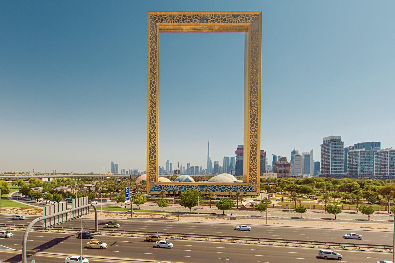 Dubai Frame Tour with Private Round Trip Transfers