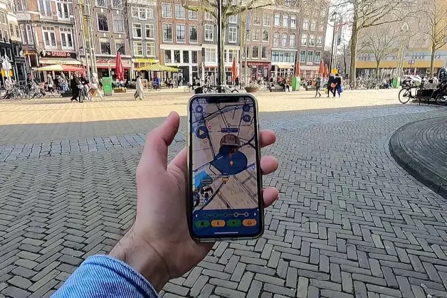 Self-Guided GPS Walking Tour of Amsterdam