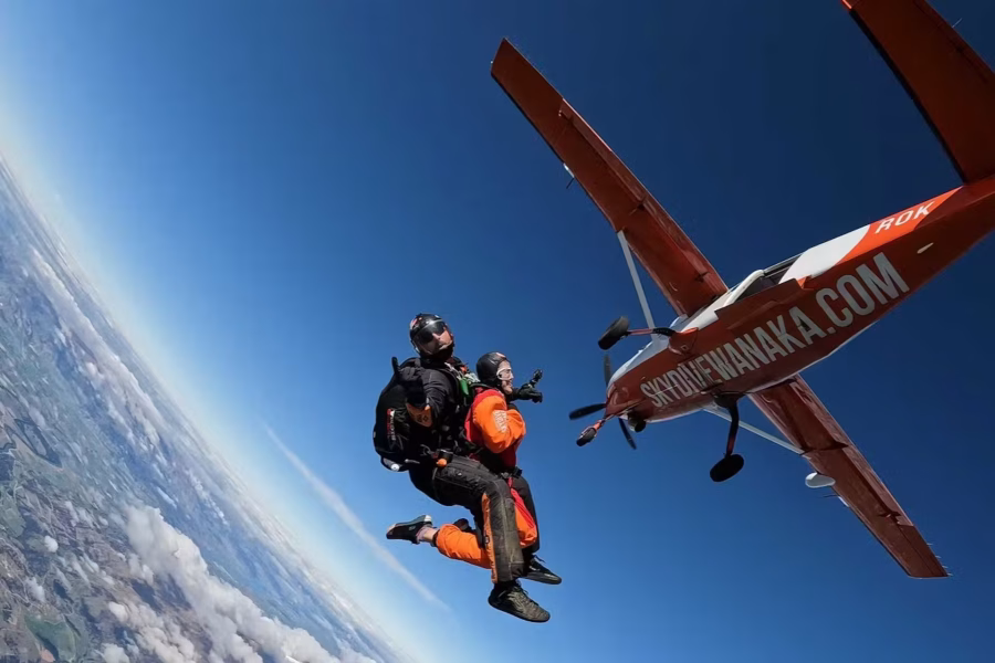 Skydive Wanaka Up to 9,000ft Tandem Jump