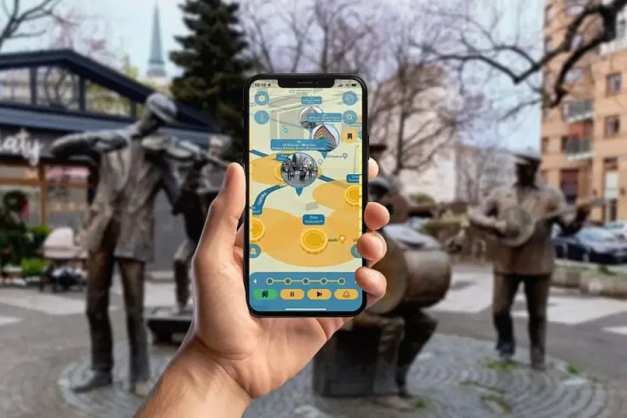 Warsaw Perfect Artist Studio GPS Walking Tour