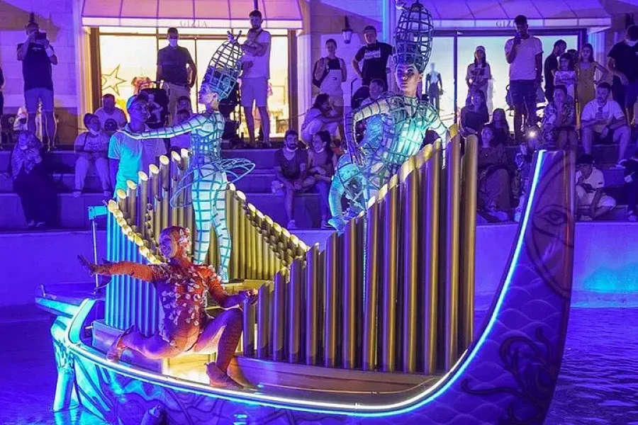 Land of Legends Night Show