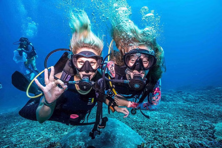 Belek Scuba Diving Tour with Lunch & Transfer