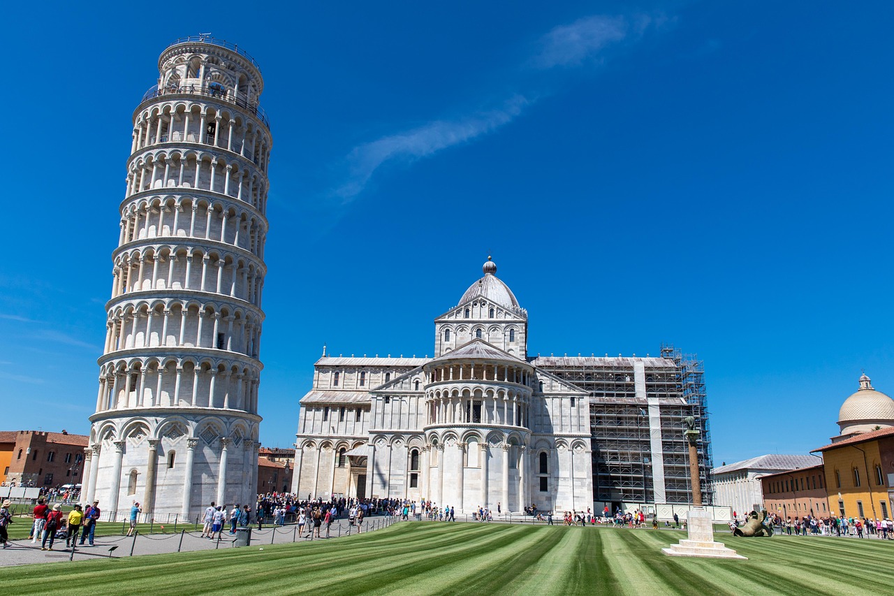 Full Day Tuscany Tour - Siena, San Gimignano & Pisa