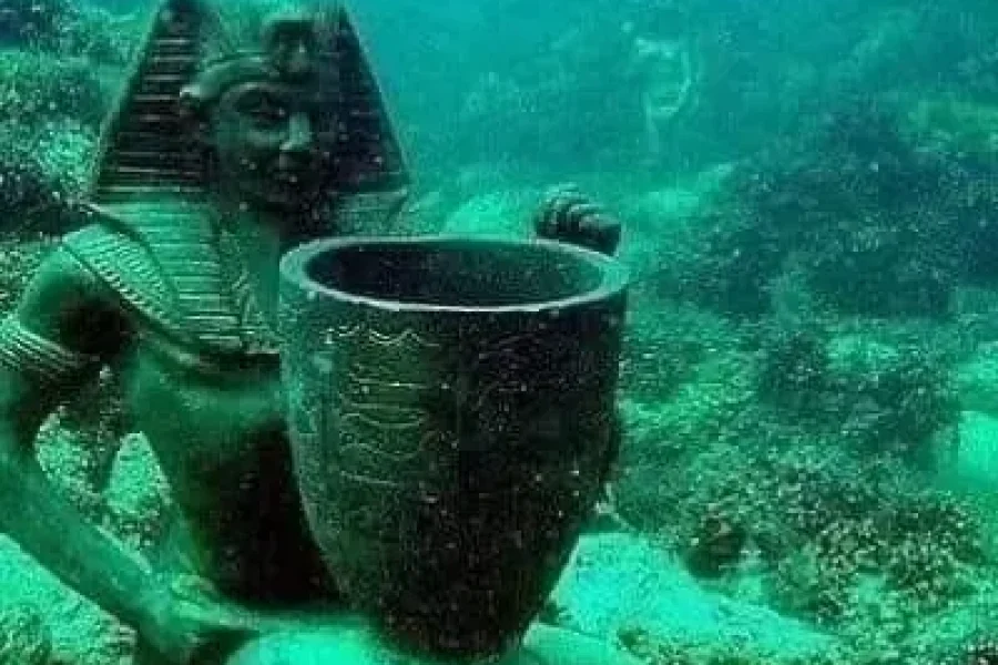 Dive in Alexandria - Underwater Cleopatra Lost City