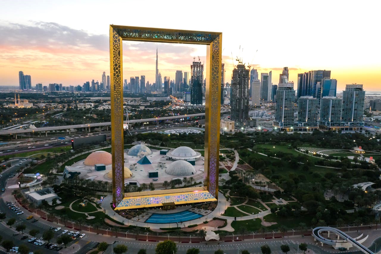 Dubai Frame Tickets with Hotel Transfers