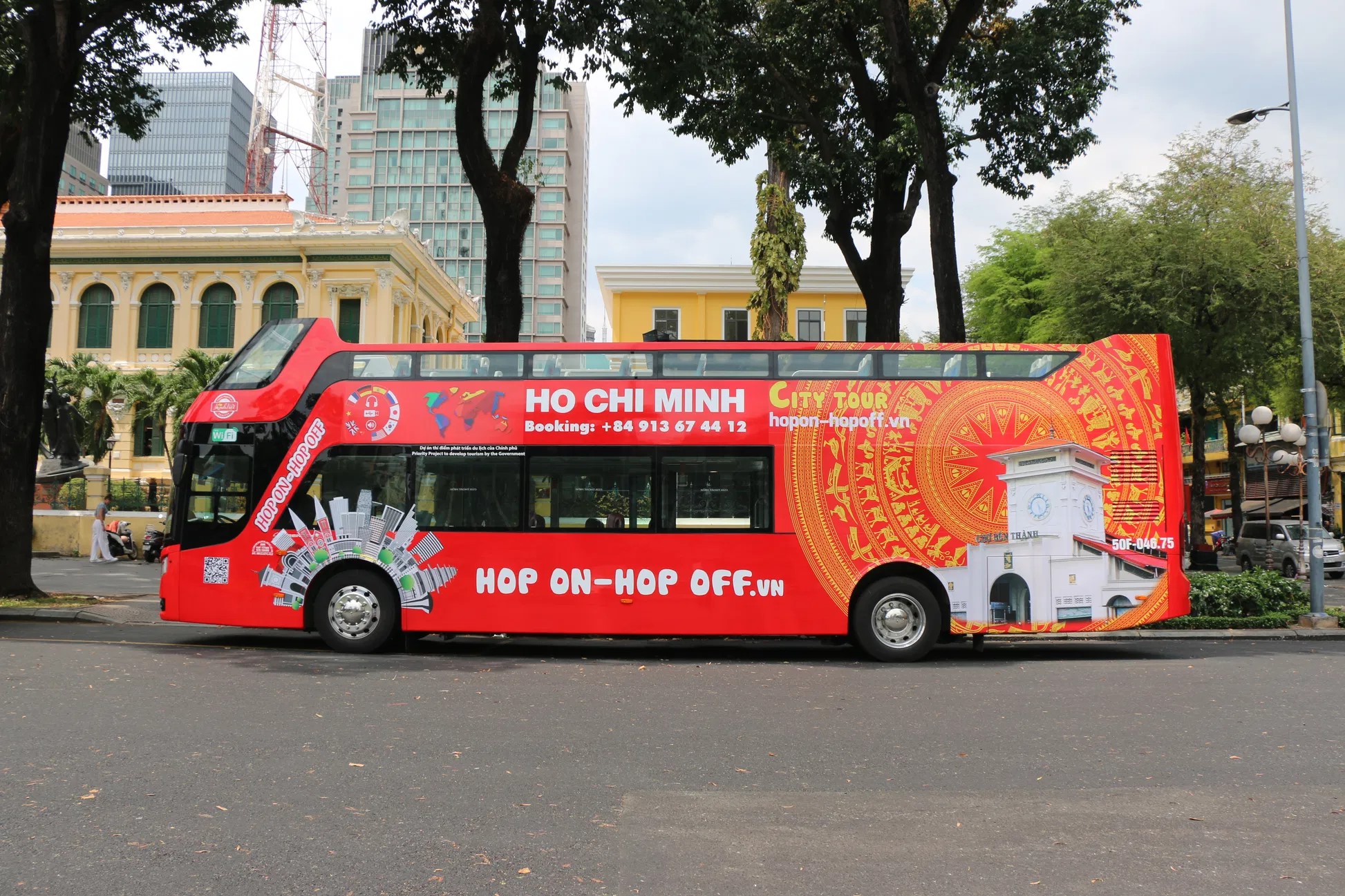 Global Hop-On Hop-Off Tour