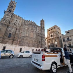 Private Palermo Historical Tour in CruiserCar