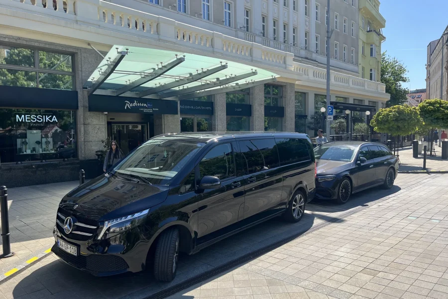 Budapest Airport Private Group Transfer